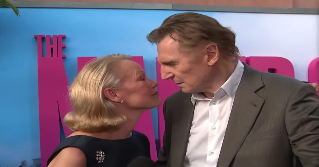 pamela-anderson-and-liam-neeson-image